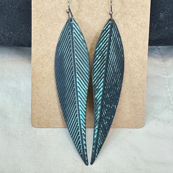 2/$20 Turquoise patina look on metal feather earrings Shepherd hook - Picture 2 of 8